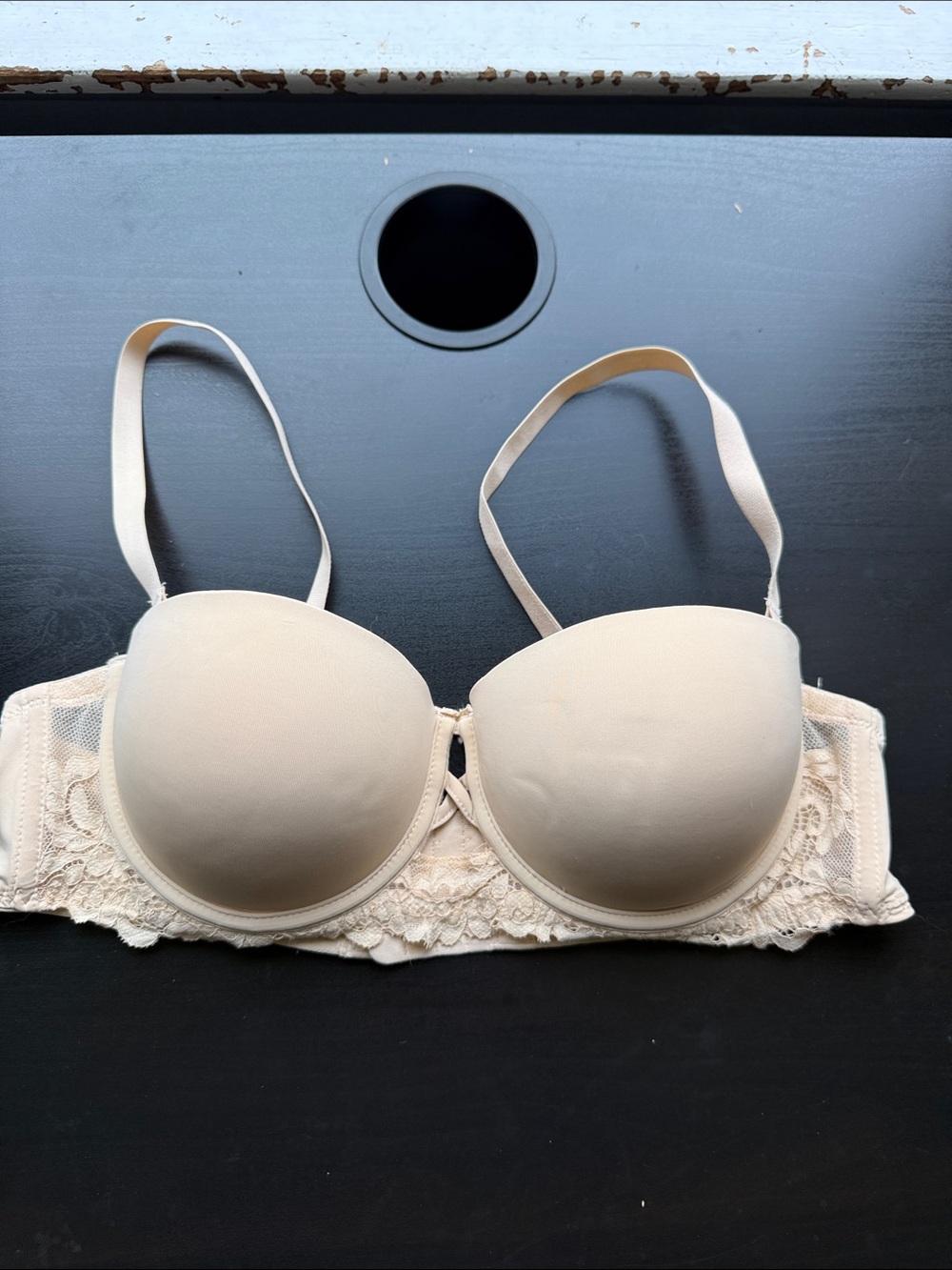 Everyday Nude Lace Push-Up Bra with Smooth Molded Cups